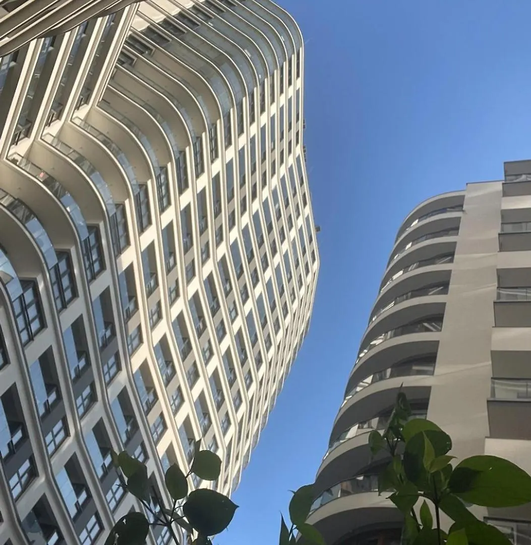 Modern Sky Apartments Warszawa ポーランド